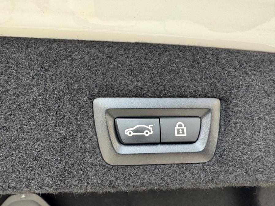 2022 BMW 7-Series 740i Sedan photo