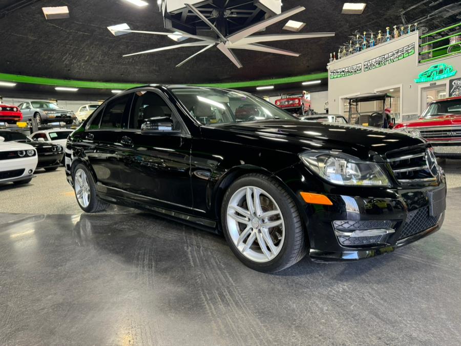2014 Mercedes-Benz C-Class 4dr Sdn C300 Sport 4MATIC