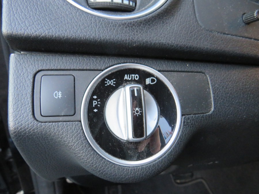 2014 Mercedes-Benz C-Class C300 4MATIC Luxury photo