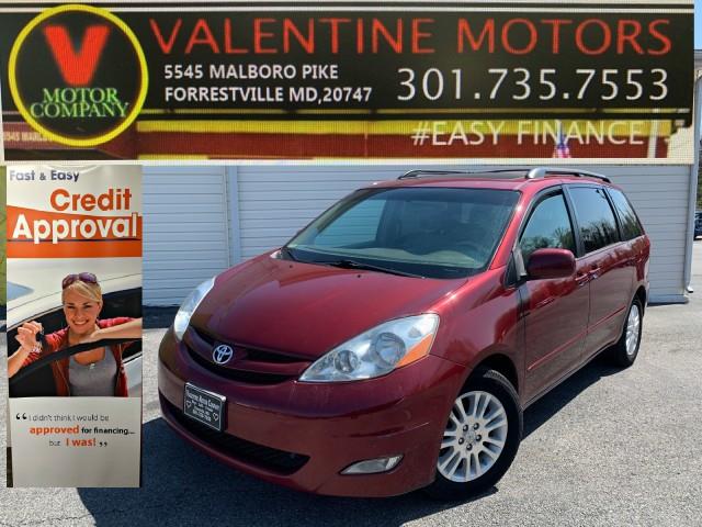 2009 Toyota Sienna XLE photo