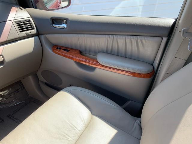 2009 Toyota Sienna XLE photo