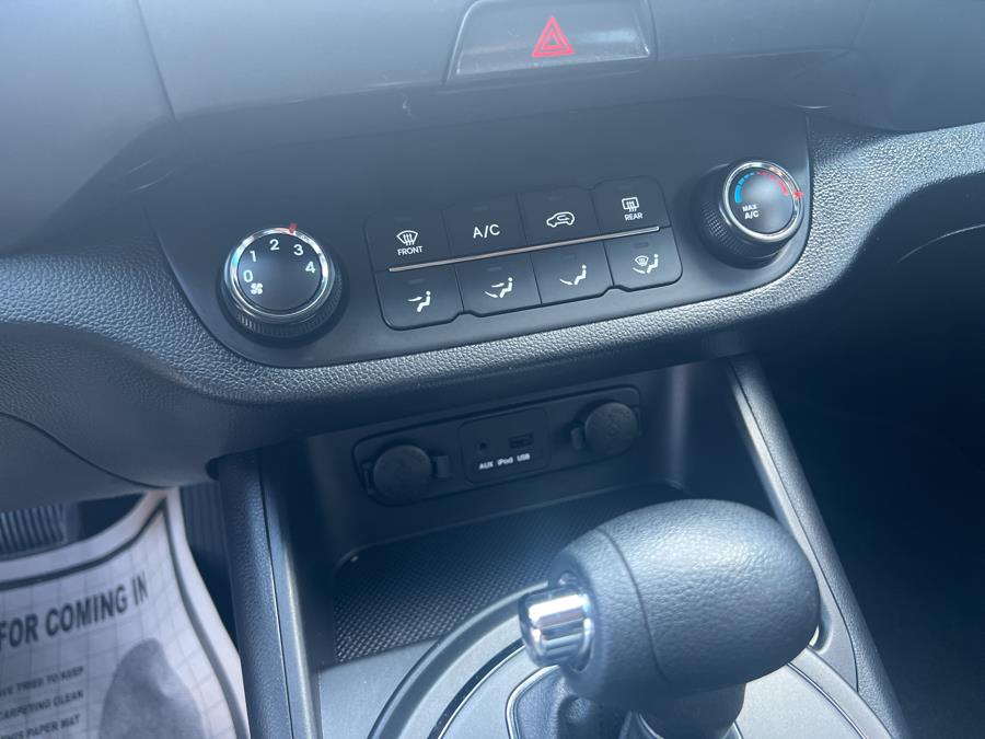2011 Kia Sportage LX photo