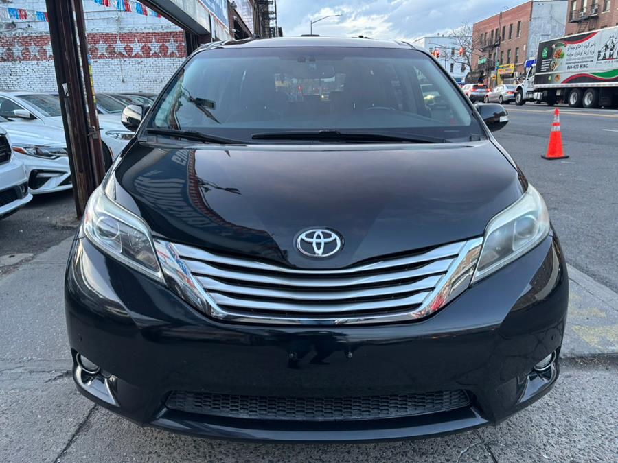 2017 Toyota Sienna Limited Premium AWD 7-Passenge photo