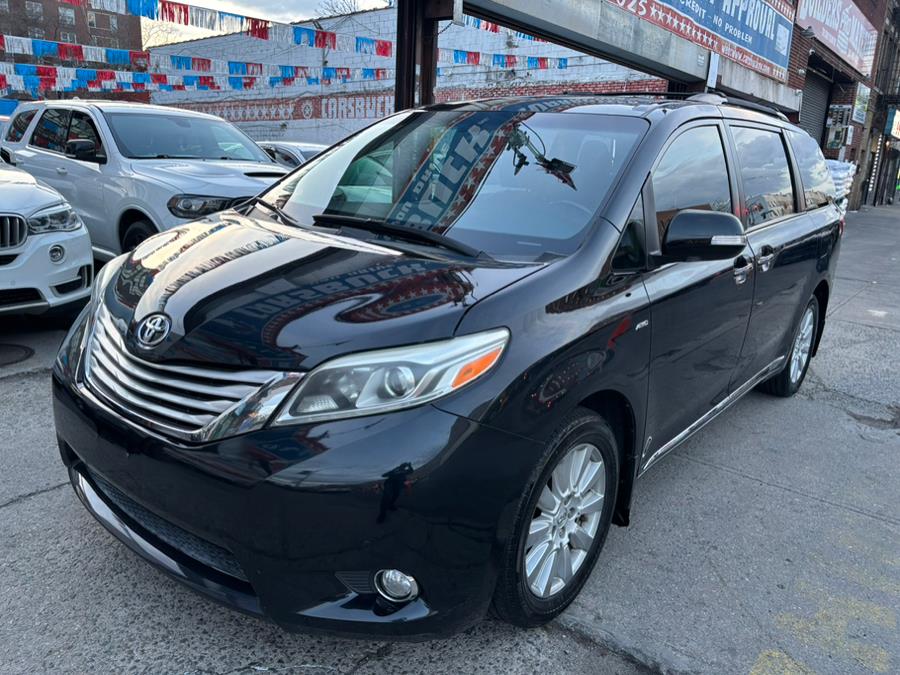 2017 Toyota Sienna Limited Premium AWD 7-Passenge photo