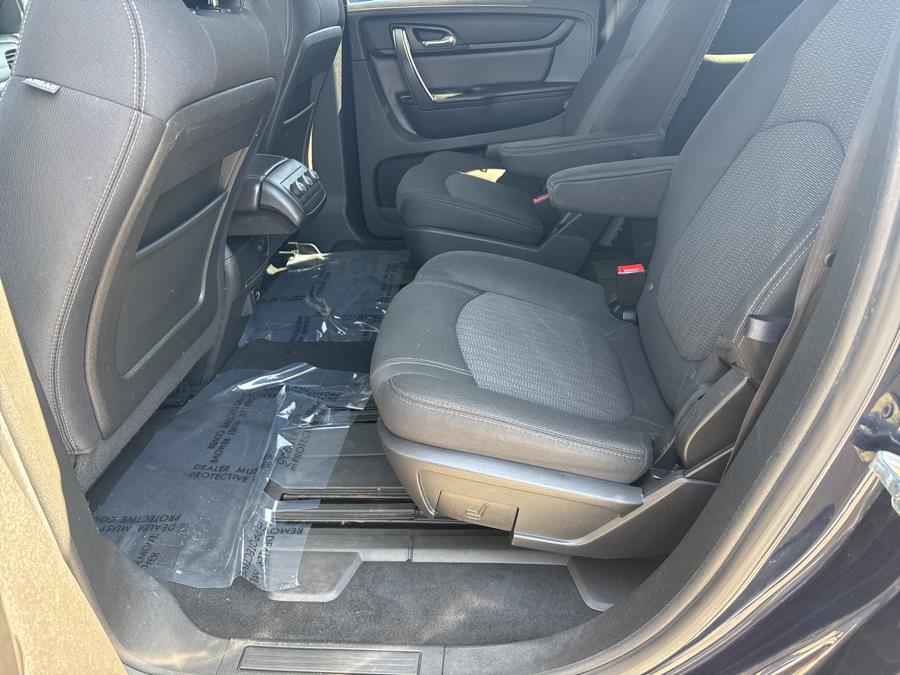 2017 Chevrolet Traverse FWD 4dr LT w/1LT photo