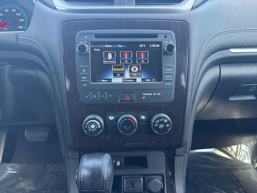 2017 Chevrolet Traverse FWD 4dr LT w/1LT photo