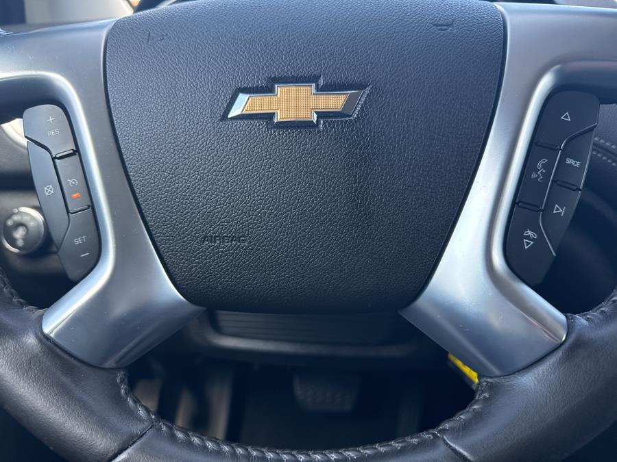 2017 Chevrolet Traverse FWD 4dr LT w/1LT photo