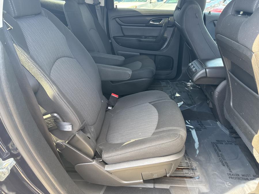 2017 Chevrolet Traverse FWD 4dr LT w/1LT photo