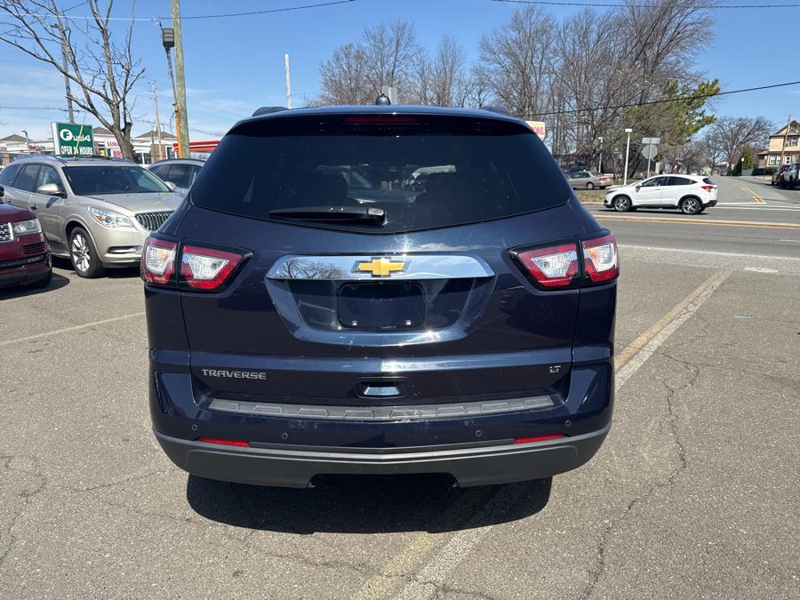 2017 Chevrolet Traverse FWD 4dr LT w/1LT photo