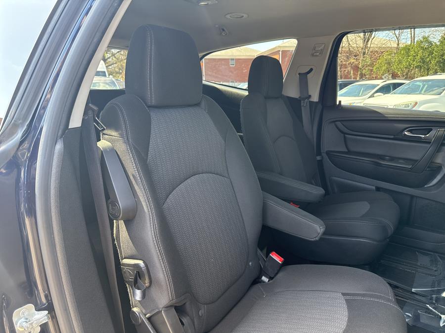 2017 Chevrolet Traverse FWD 4dr LT w/1LT photo