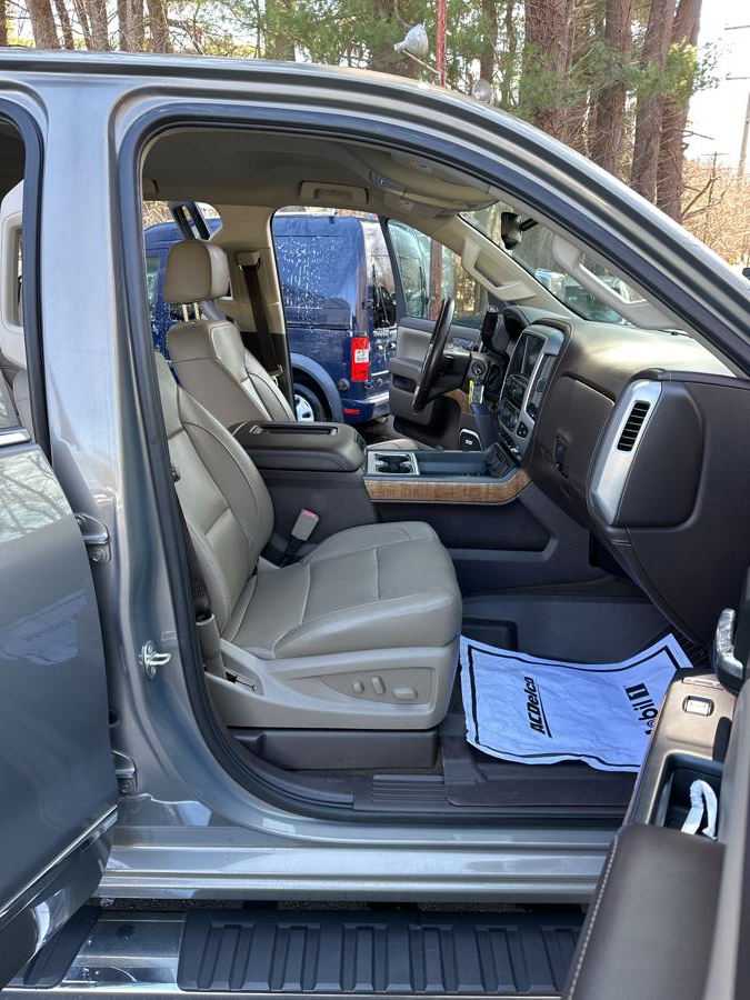 2017 GMC Sierra 1500 4WD Crew Cab 143.5