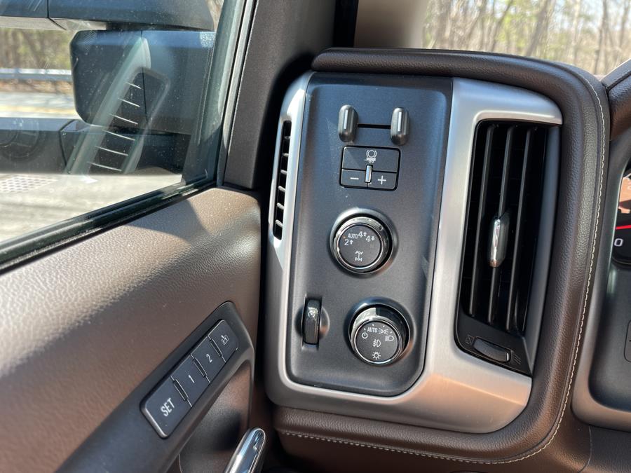 2017 GMC Sierra 1500 4WD Crew Cab 143.5
