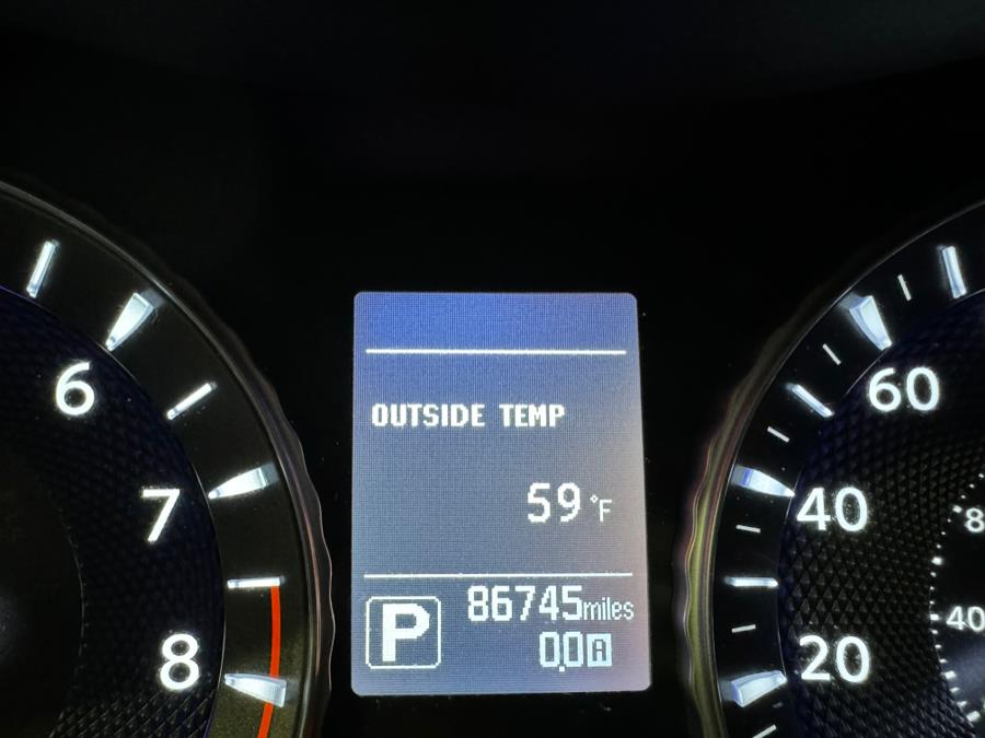 2016 Infiniti Q70 4dr Sdn V6 AWD photo