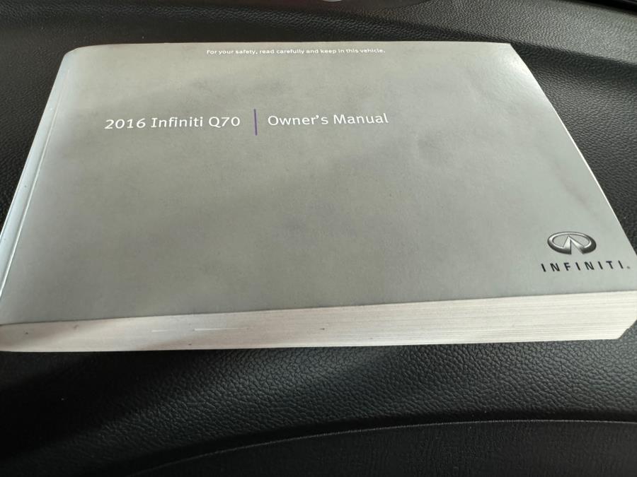 2016 Infiniti Q70 4dr Sdn V6 AWD photo