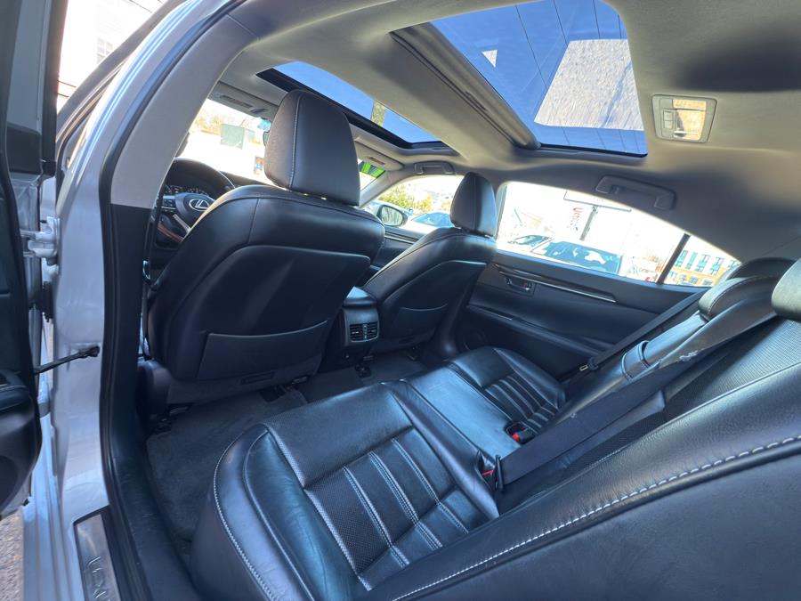 2017 Lexus ES ES photo