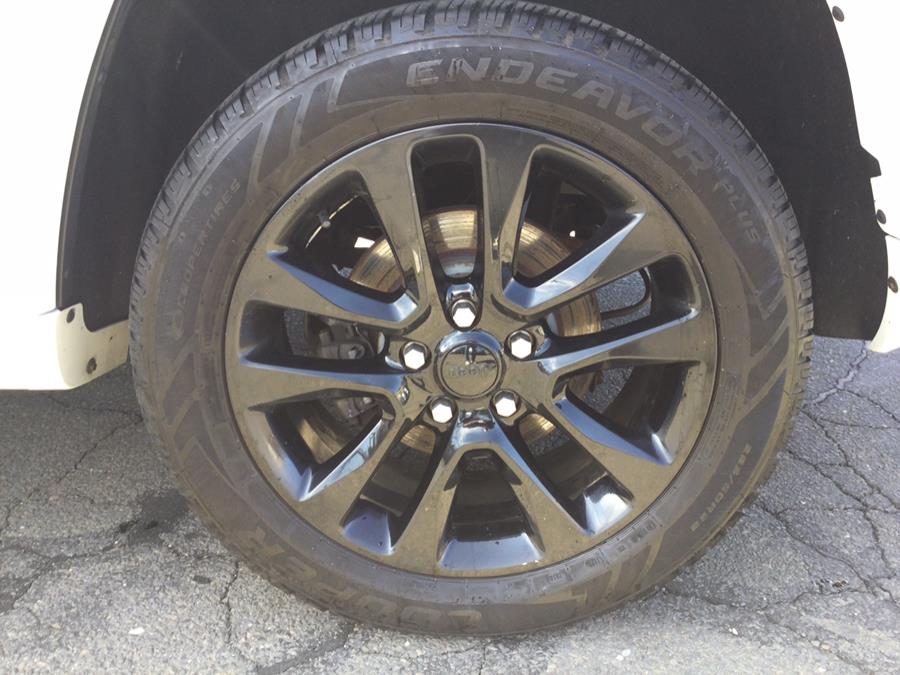 2017 Jeep Grand Cherokee Altitude 4x4 photo