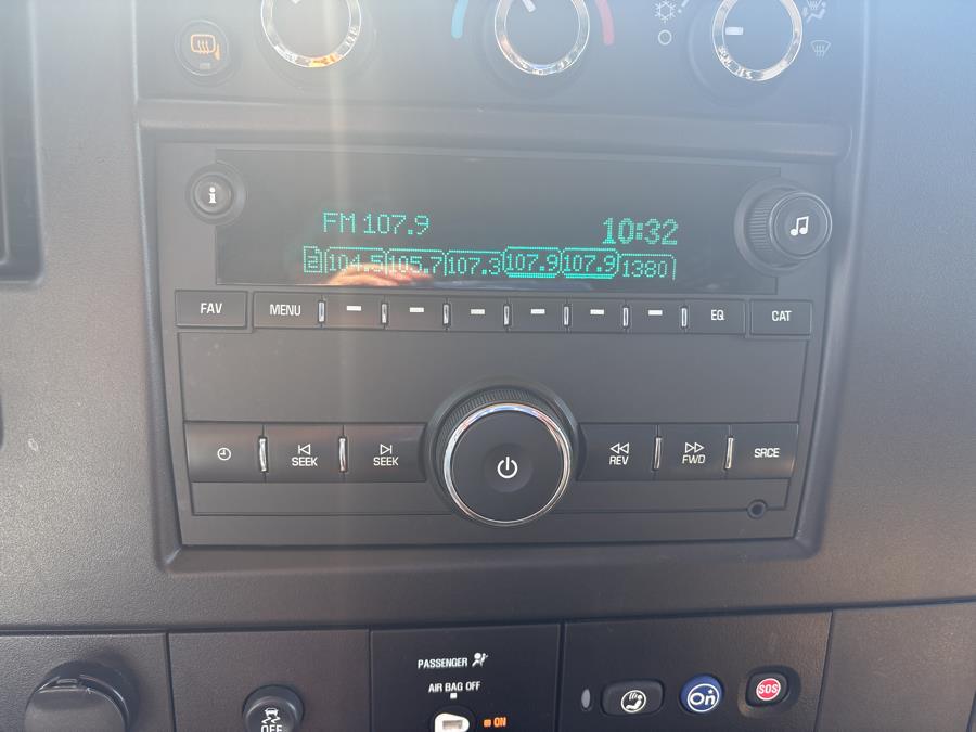 2021 Chevrolet Express Cargo Van RWD 2500 135