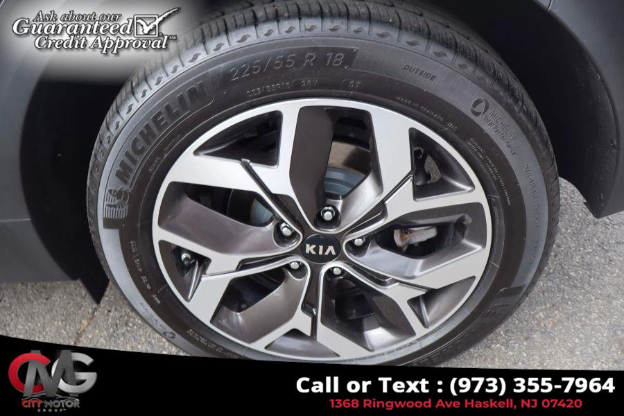 2020 Kia Sportage EX Sport Utility 4D photo