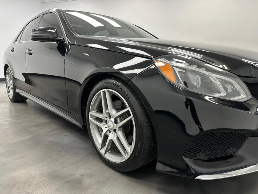2016 Mercedes-Benz E-Class 4dr Sdn E400 4MATIC photo