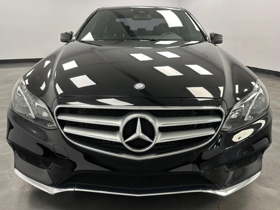 2016 Mercedes-Benz E-Class 4dr Sdn E400 4MATIC photo