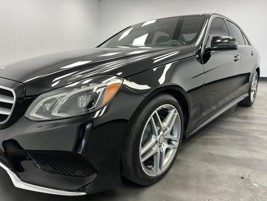 2016 Mercedes-Benz E-Class 4dr Sdn E400 4MATIC photo