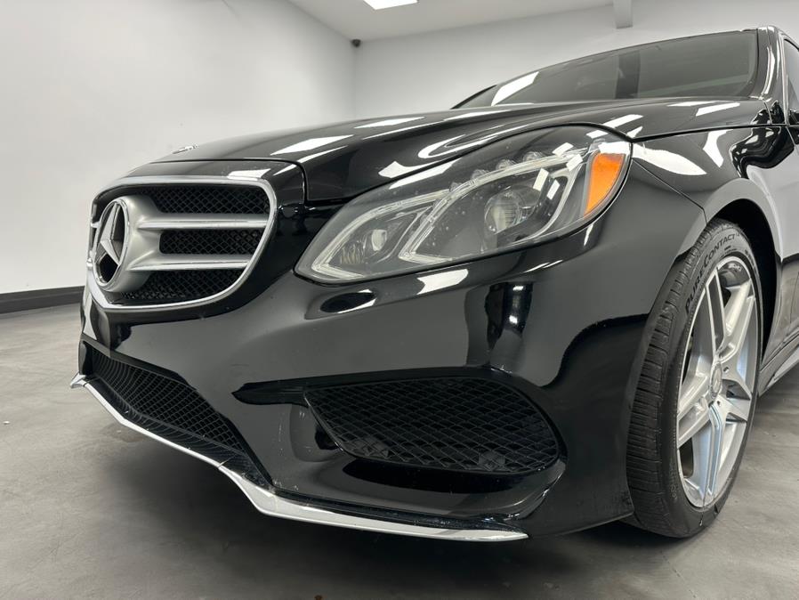 2016 Mercedes-Benz E-Class 4dr Sdn E400 4MATIC photo
