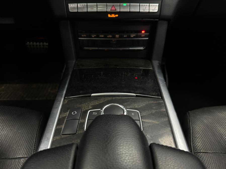 2016 Mercedes-Benz E-Class 4dr Sdn E400 4MATIC photo