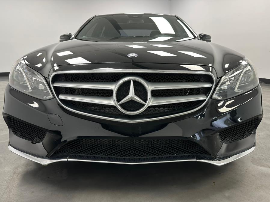 2016 Mercedes-Benz E-Class 4dr Sdn E400 4MATIC photo