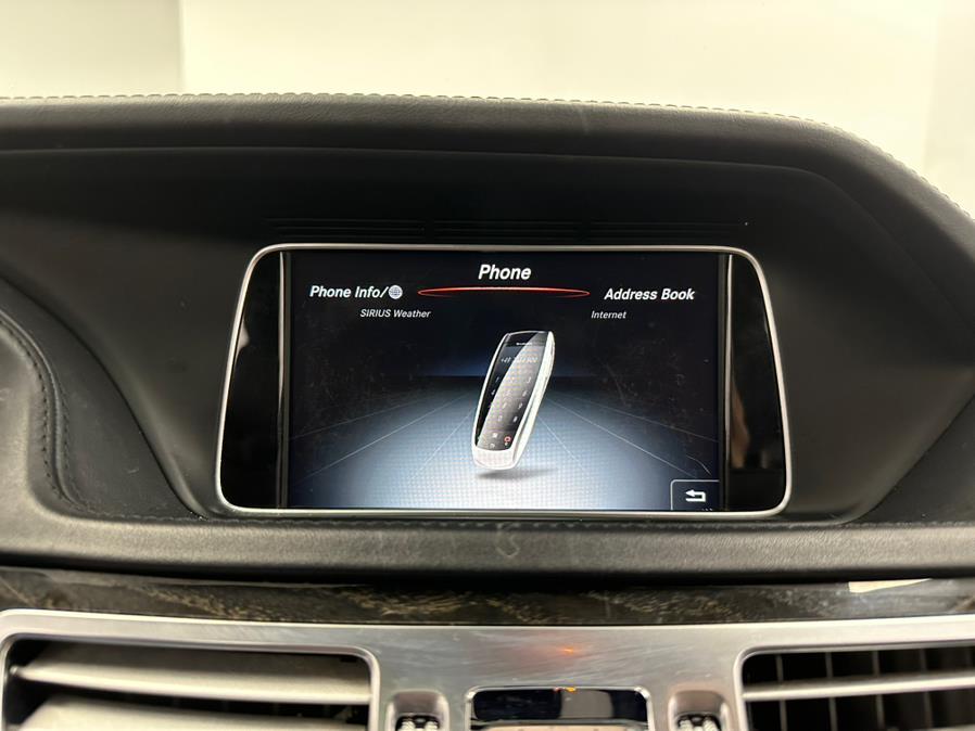 2016 Mercedes-Benz E-Class 4dr Sdn E400 4MATIC photo