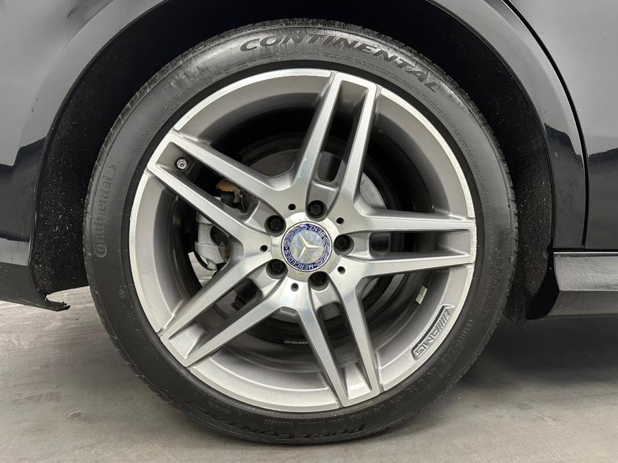 2016 Mercedes-Benz E-Class 4dr Sdn E400 4MATIC photo