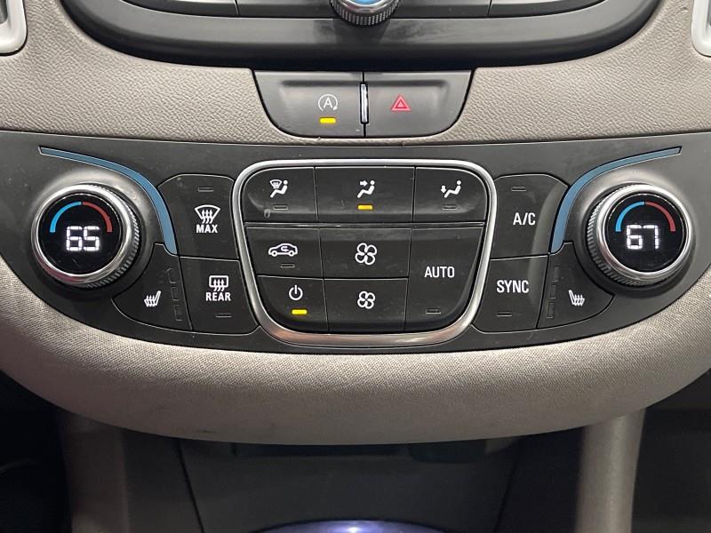 2022 Chevrolet Malibu LT photo