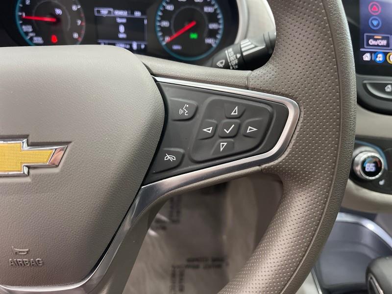 2022 Chevrolet Malibu LT photo