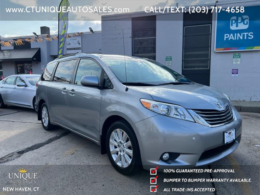 2014 Toyota Sienna XLE 7-Passenger photo