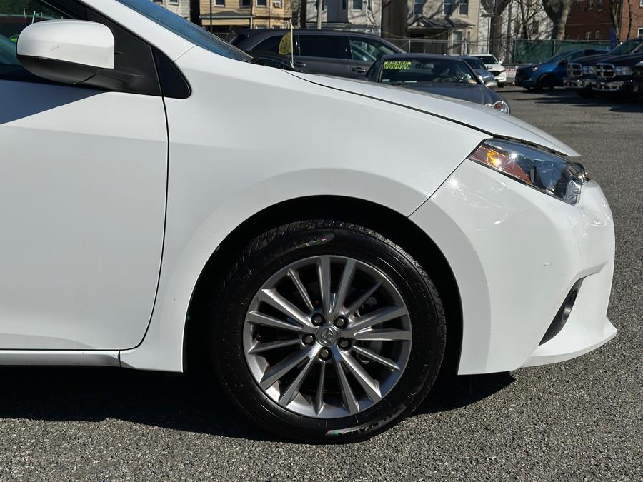 2014 Toyota Corolla L photo