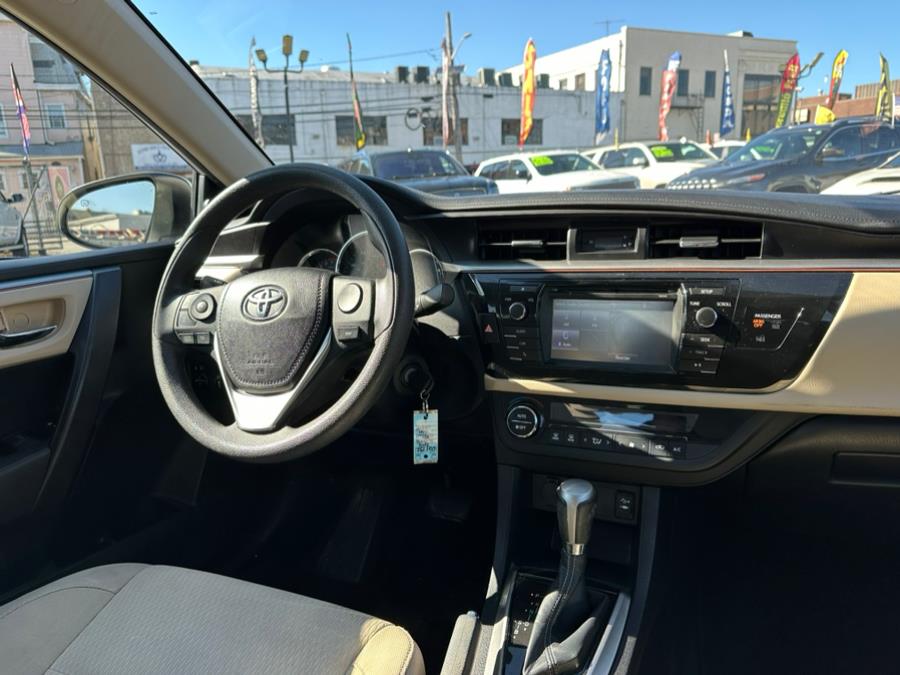 2014 Toyota Corolla L photo