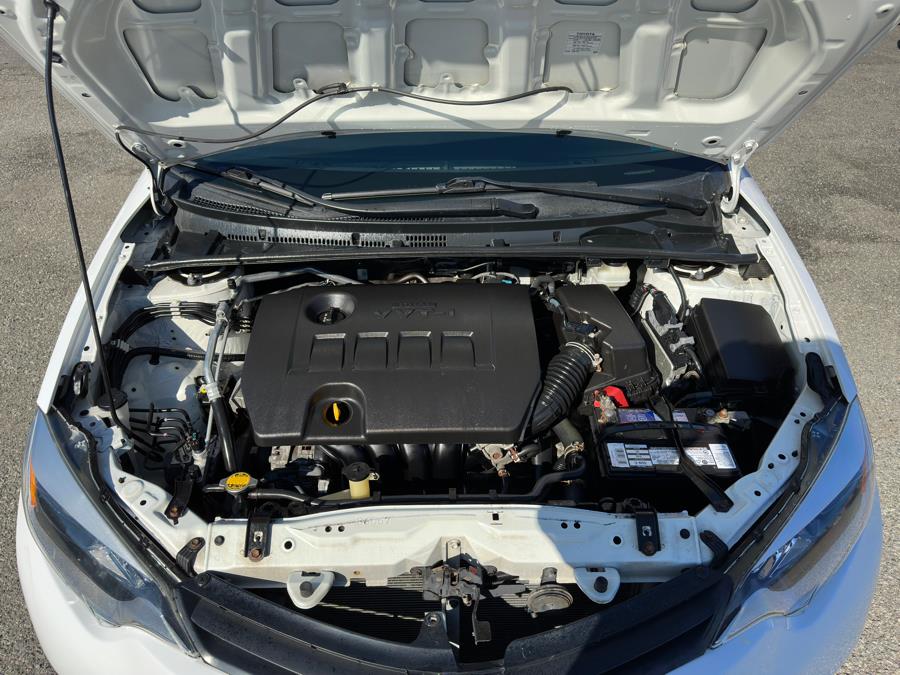 2014 Toyota Corolla L photo