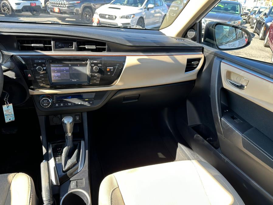 2014 Toyota Corolla L photo