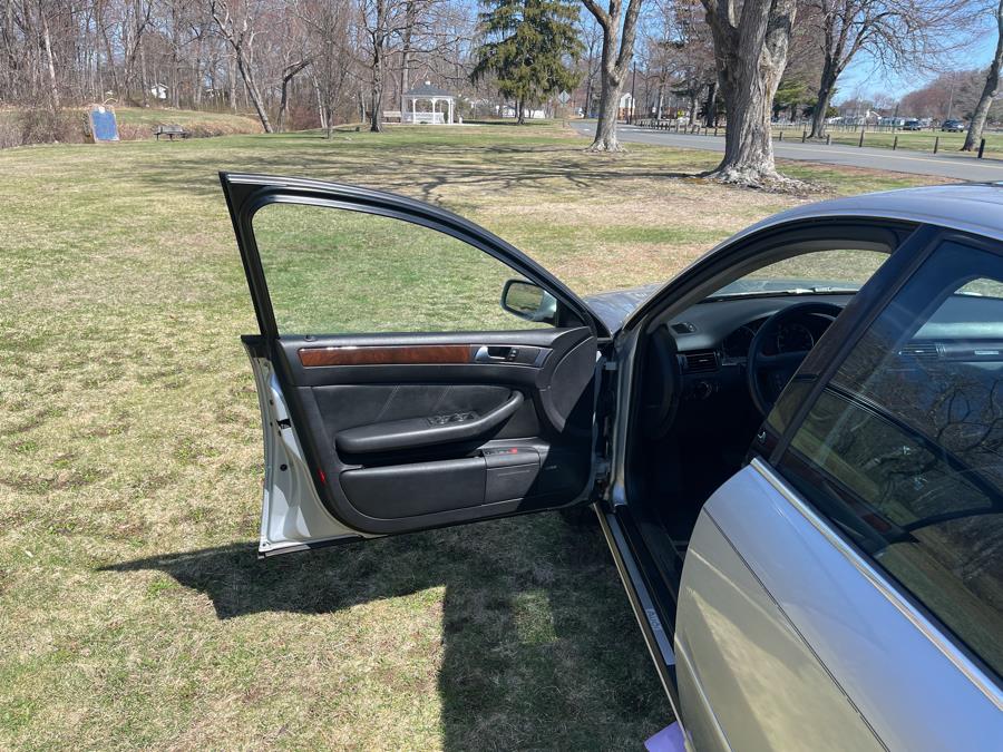 2002 Audi A6 3.0 quattro photo