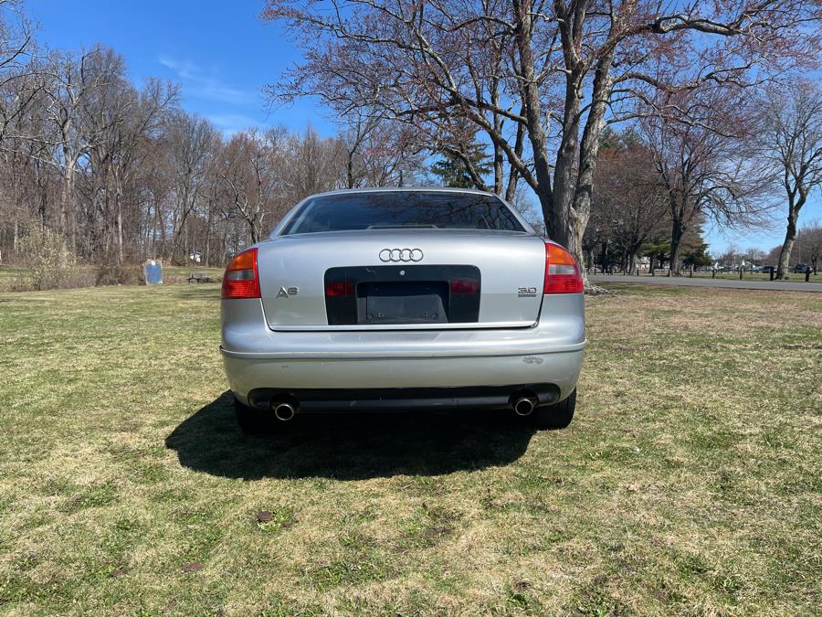 2002 Audi A6 3.0 quattro photo