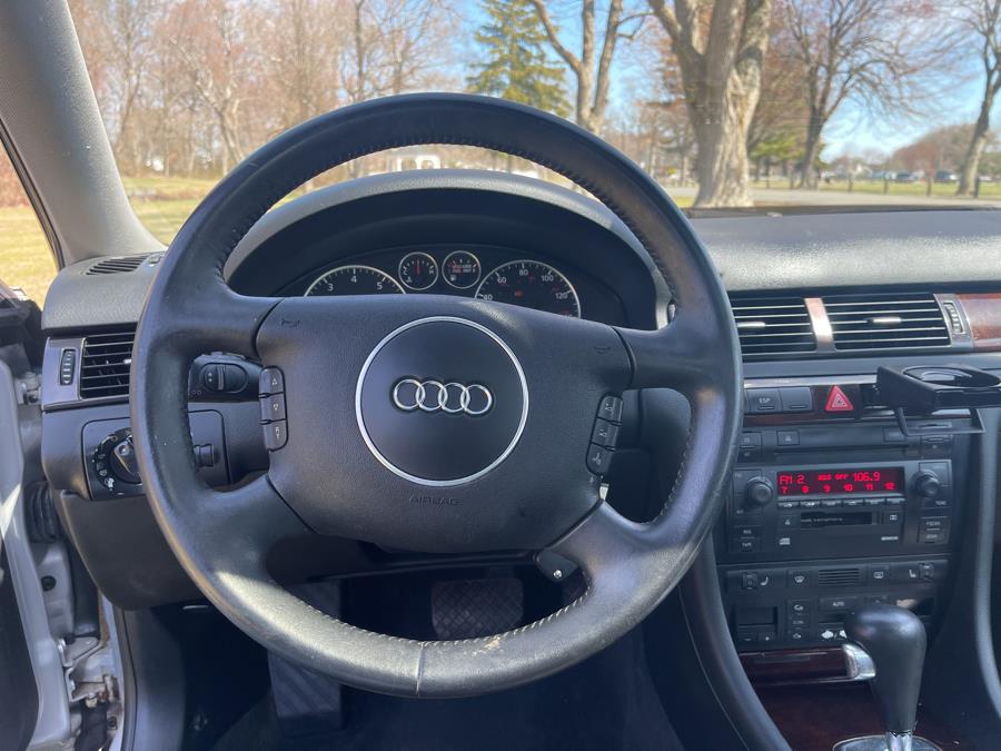 2002 Audi A6 3.0 quattro photo