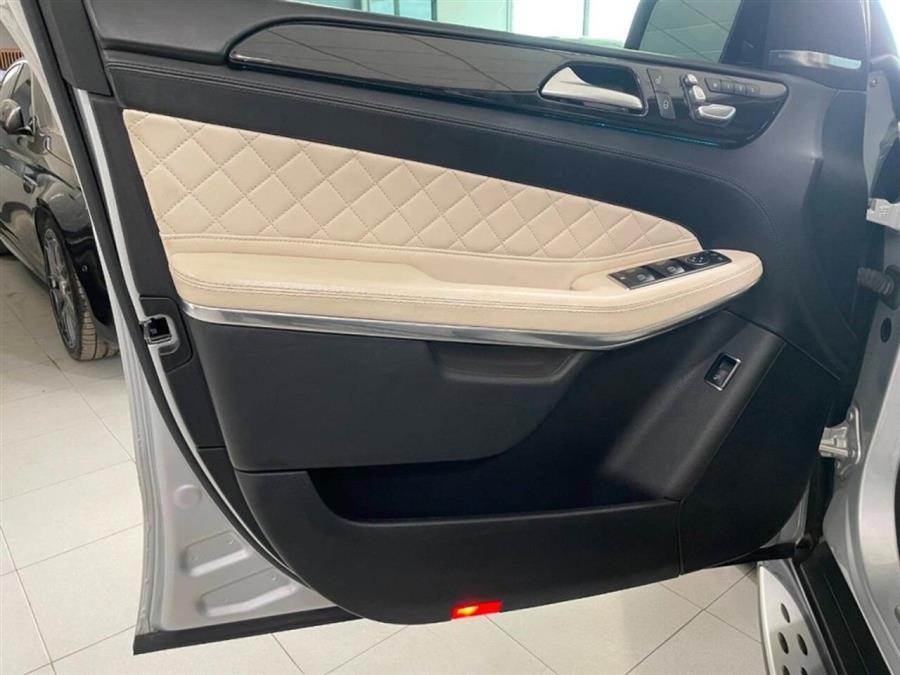 2017 Mercedes-Benz GLS GLS 550 4MATIC photo