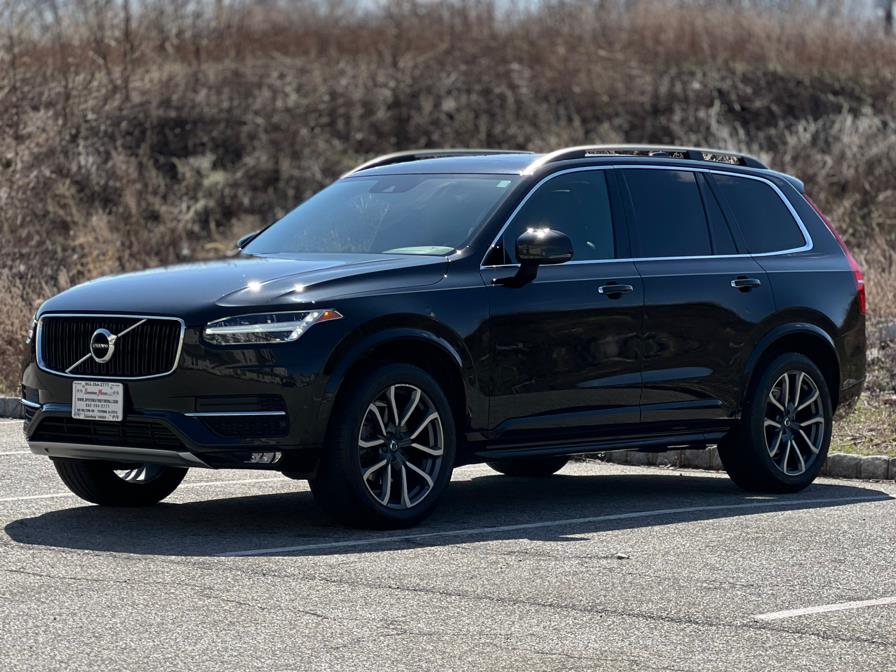 2019 Volvo XC90 T6 AWD Momentum photo
