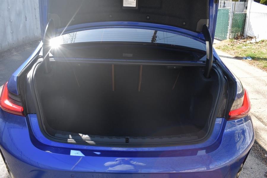 2023 BMW 3-Series M340i photo