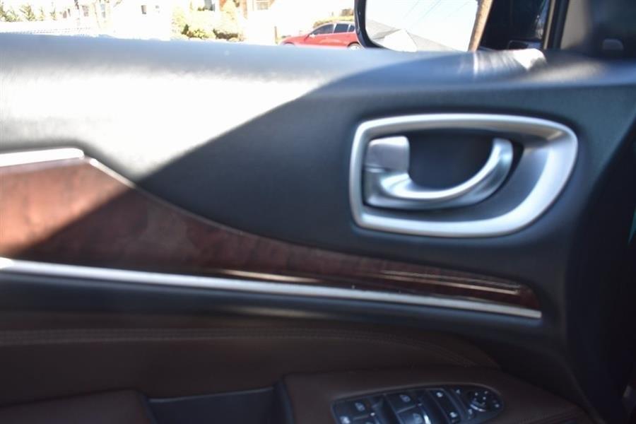 2013 Infiniti JX35 photo