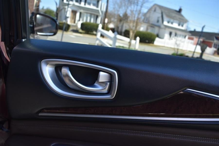 2013 Infiniti JX35 photo