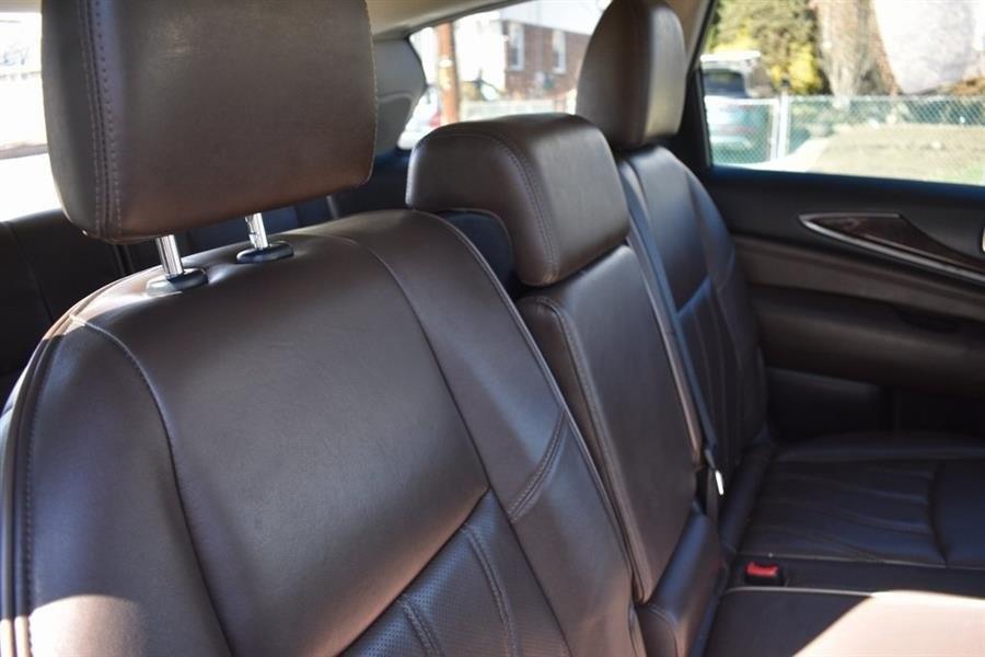 2013 Infiniti JX35 photo