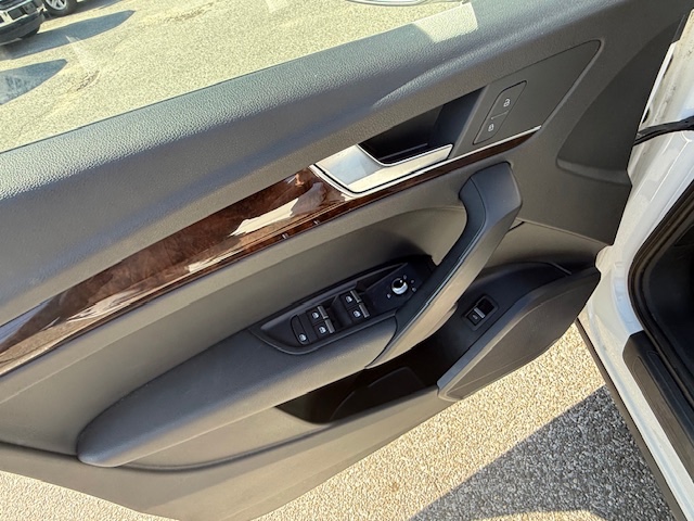 2018 Audi Q5 TFSI Premium photo 14