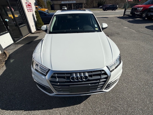 2018 Audi Q5 TFSI Premium photo 2