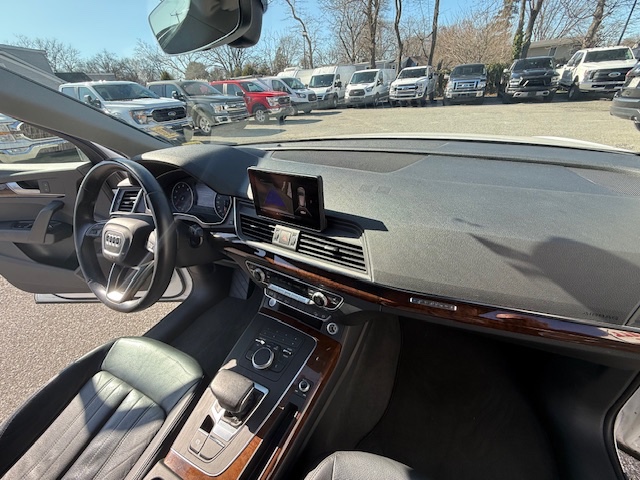 2018 Audi Q5 TFSI Premium photo 22