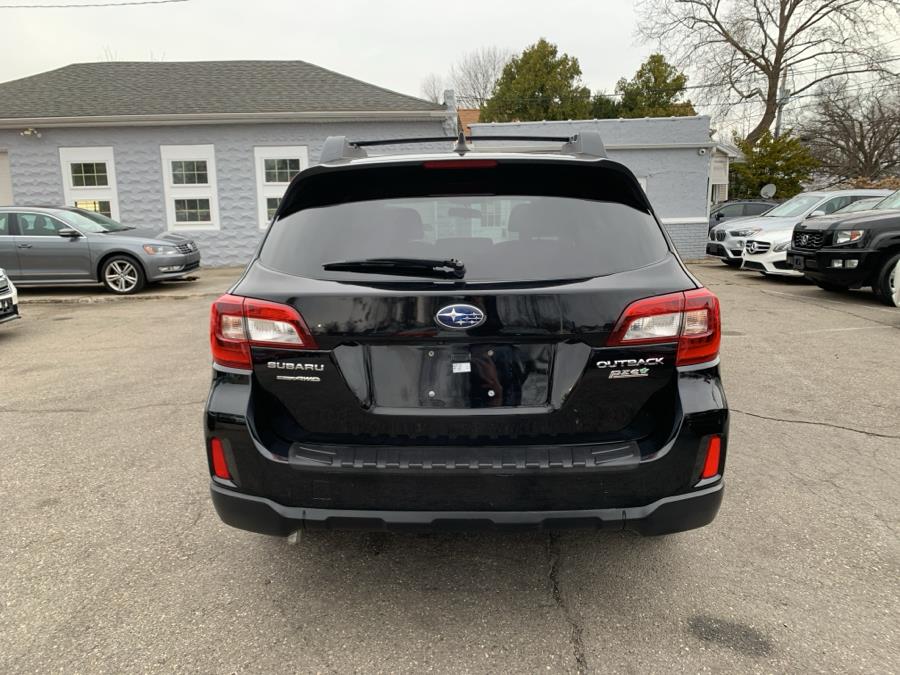 2017 Subaru Outback 2.5i Premium photo